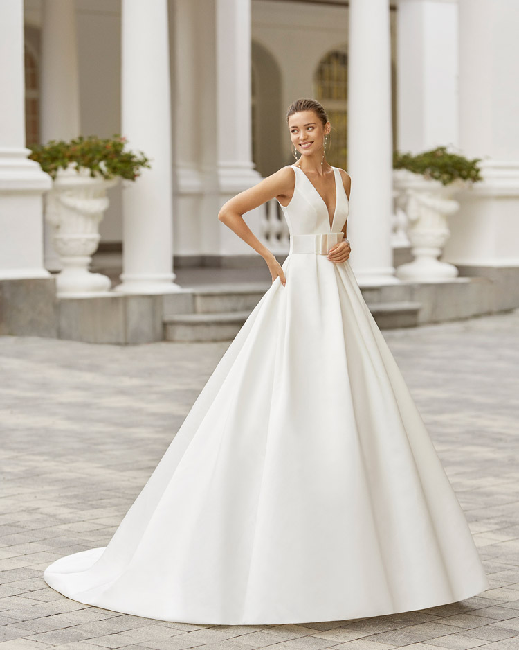 VESTIDOS DE NOVIA ADRIANA ALIER VESTIDOS DE NOVIA ADRIANA ALIER
